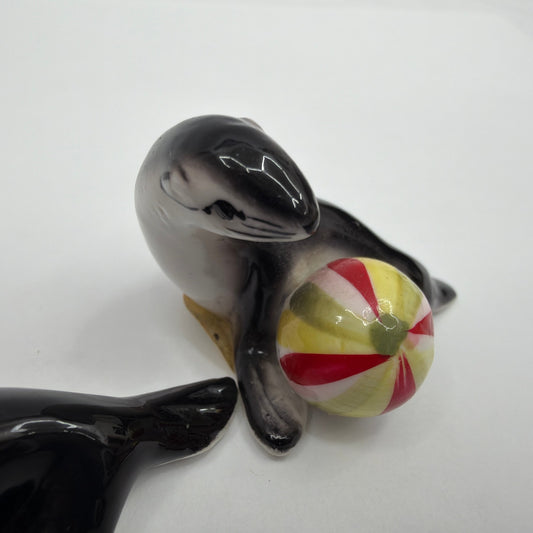 SeaWorld Sea Lion Figurines Balancing Ball Set of 2 Made in Japan