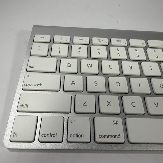 Apple Wireless Bluetooth Keyboard A1314 Silver White
