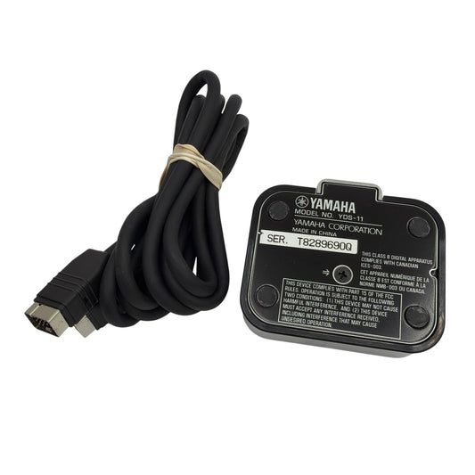 Yamaha YDS-11 iPod Dock Station with Cable Silver Black Untested