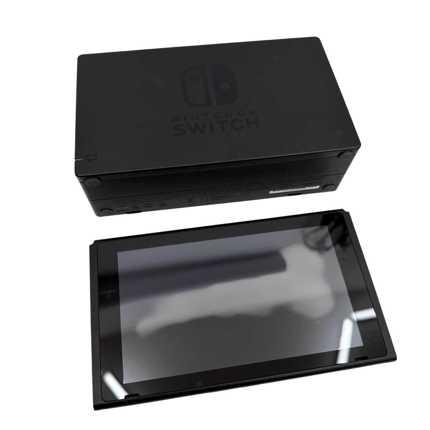 Nintendo Switch 32GB HAC-001 Console Bundle Gray Joy-Con + Zelda BOTW