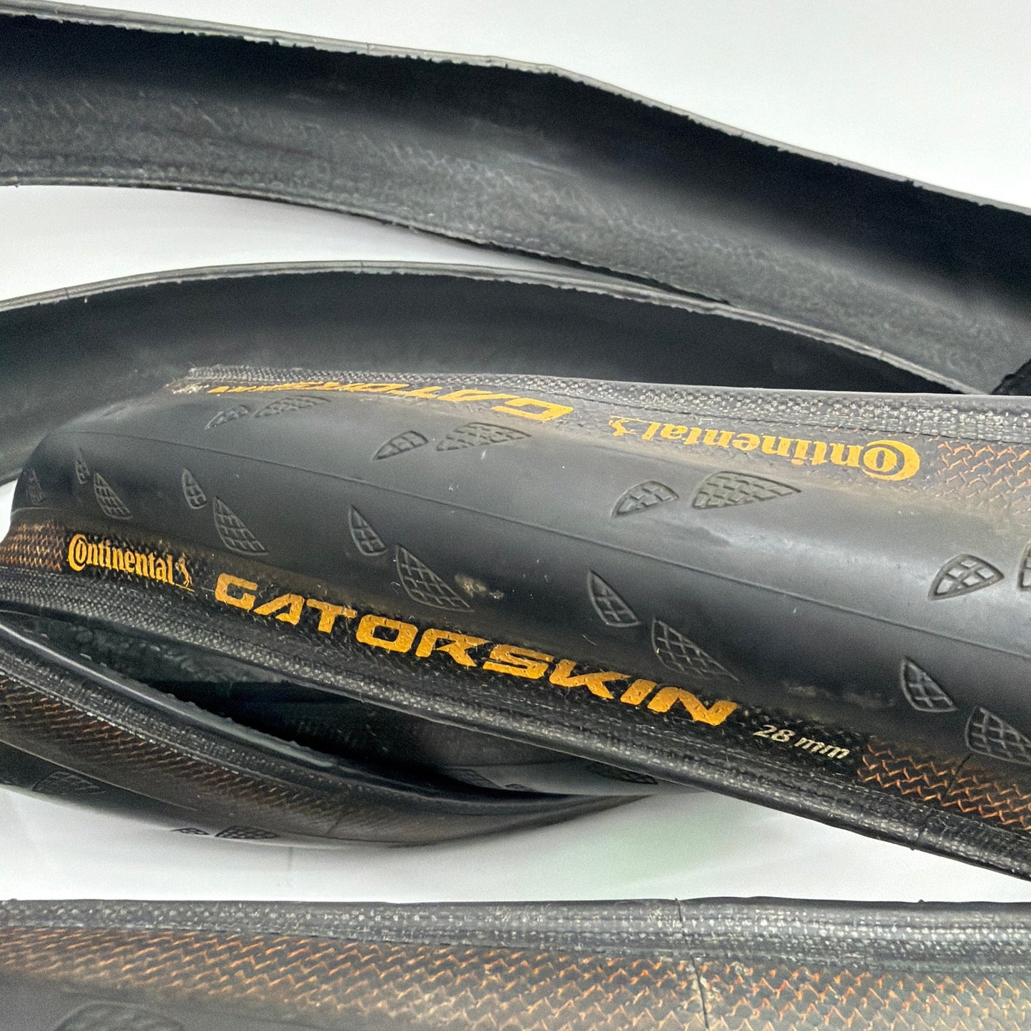 Continental Gatorskin Bicycle Tires 28mm 24in Diameter Lot of 2