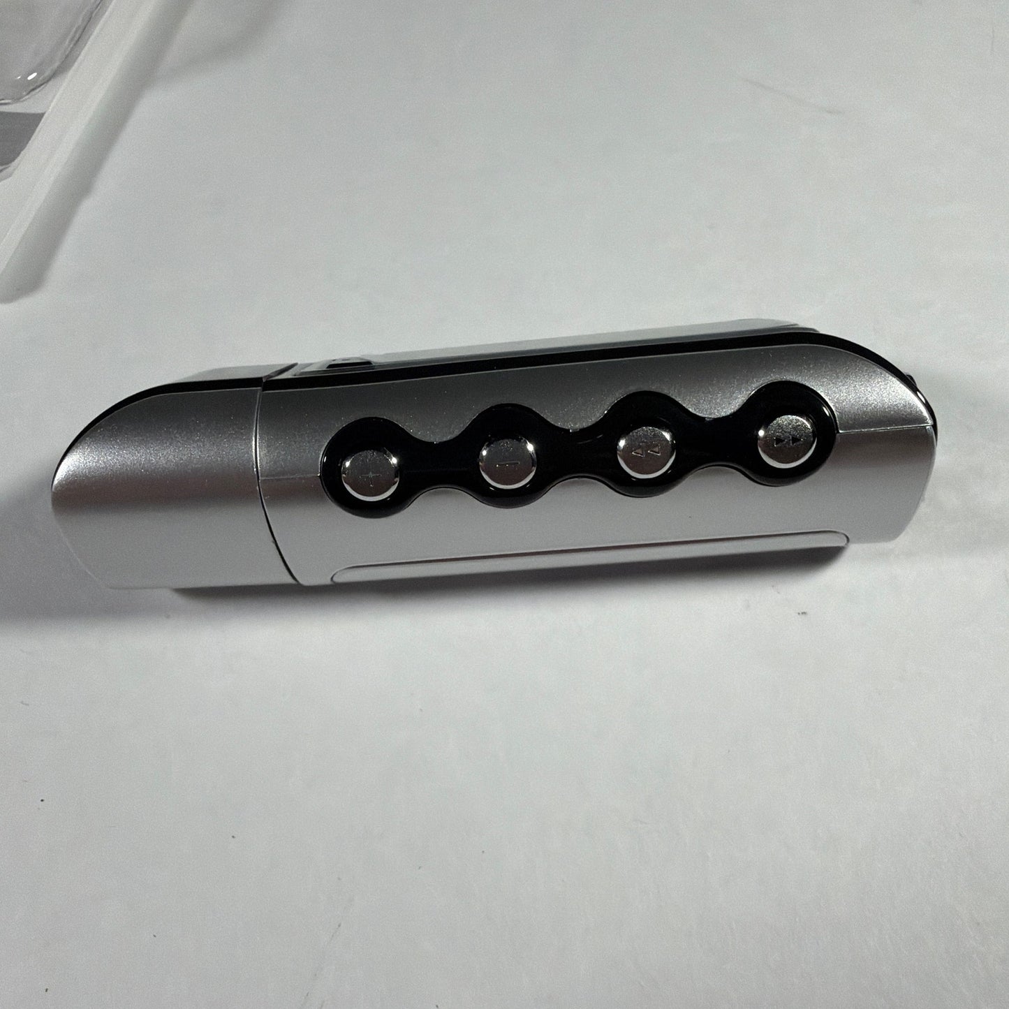 SEG MP57-1024 Black Matrix 2.0 1GB USB MP3 Player Tested Working