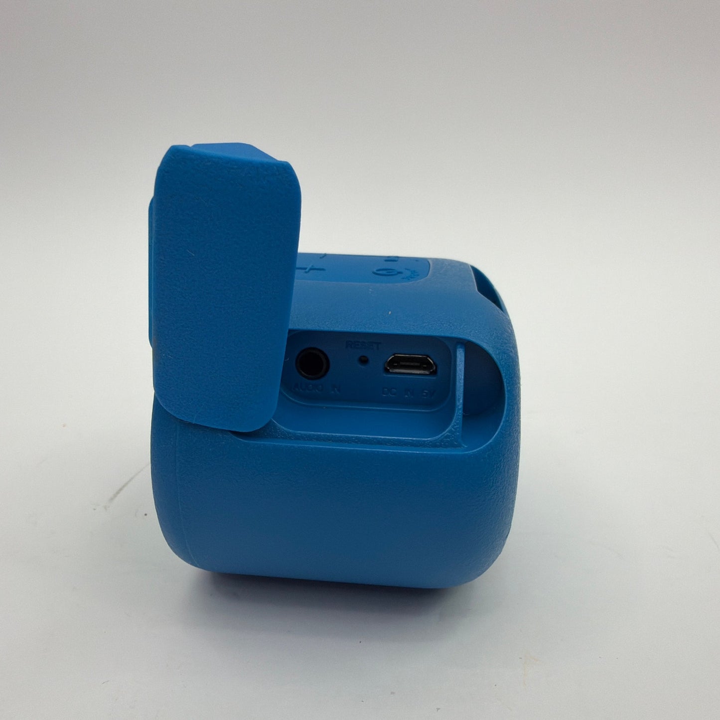 Sony SRS-XB01 Portable Bluetooth Speaker Blue/Green w/ Charger Tested Working