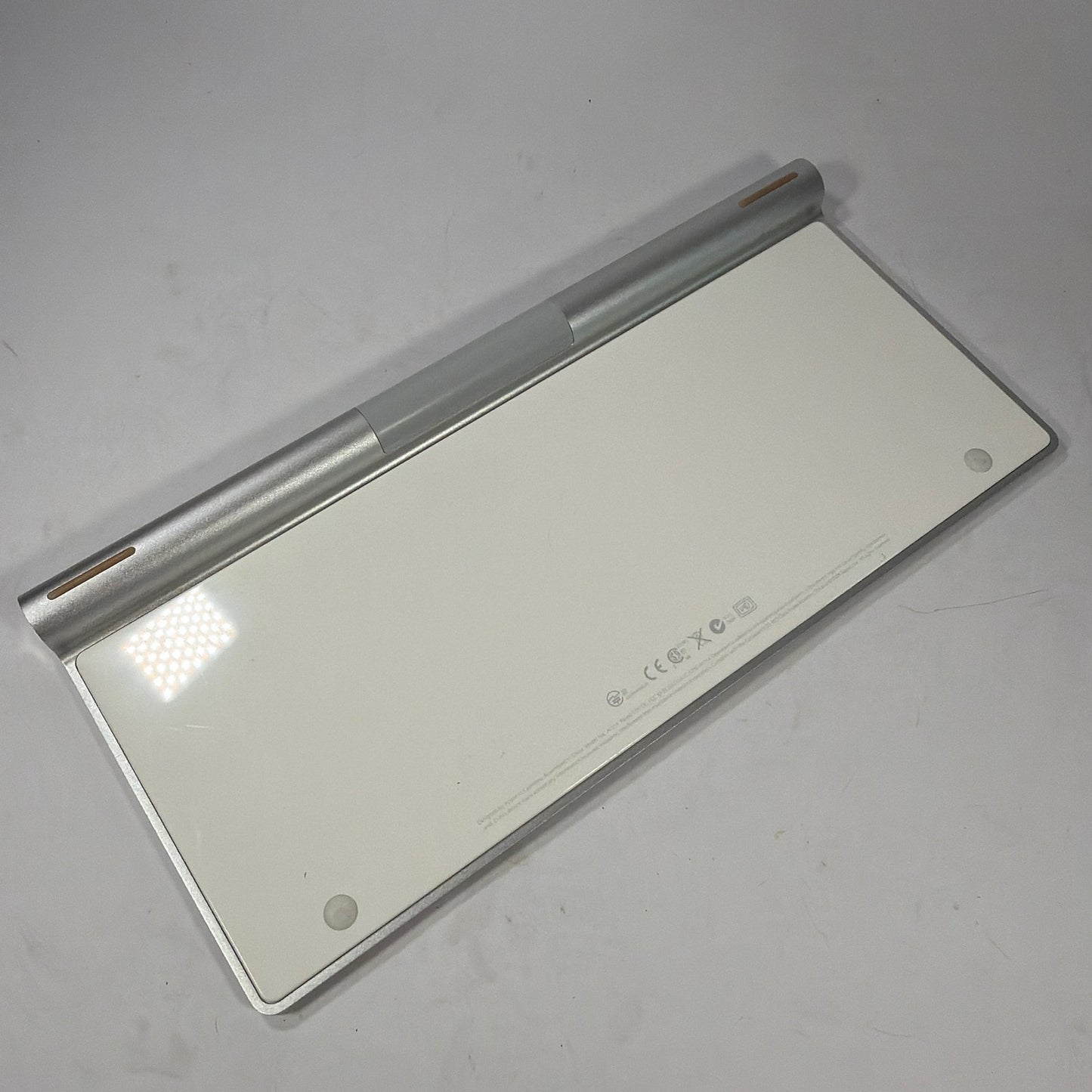 Apple Wireless Bluetooth Keyboard A1314 Silver White