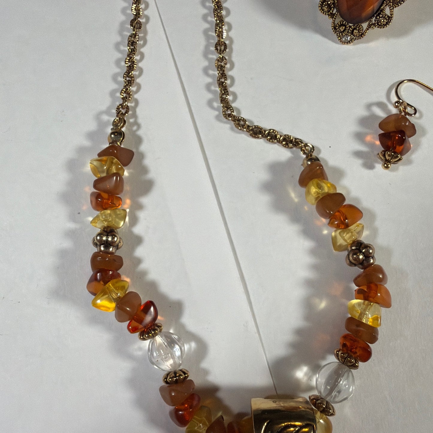 Avon Beaded Chain Medallion 3-Piece Jewelry Gift Set Brown Necklace Ring