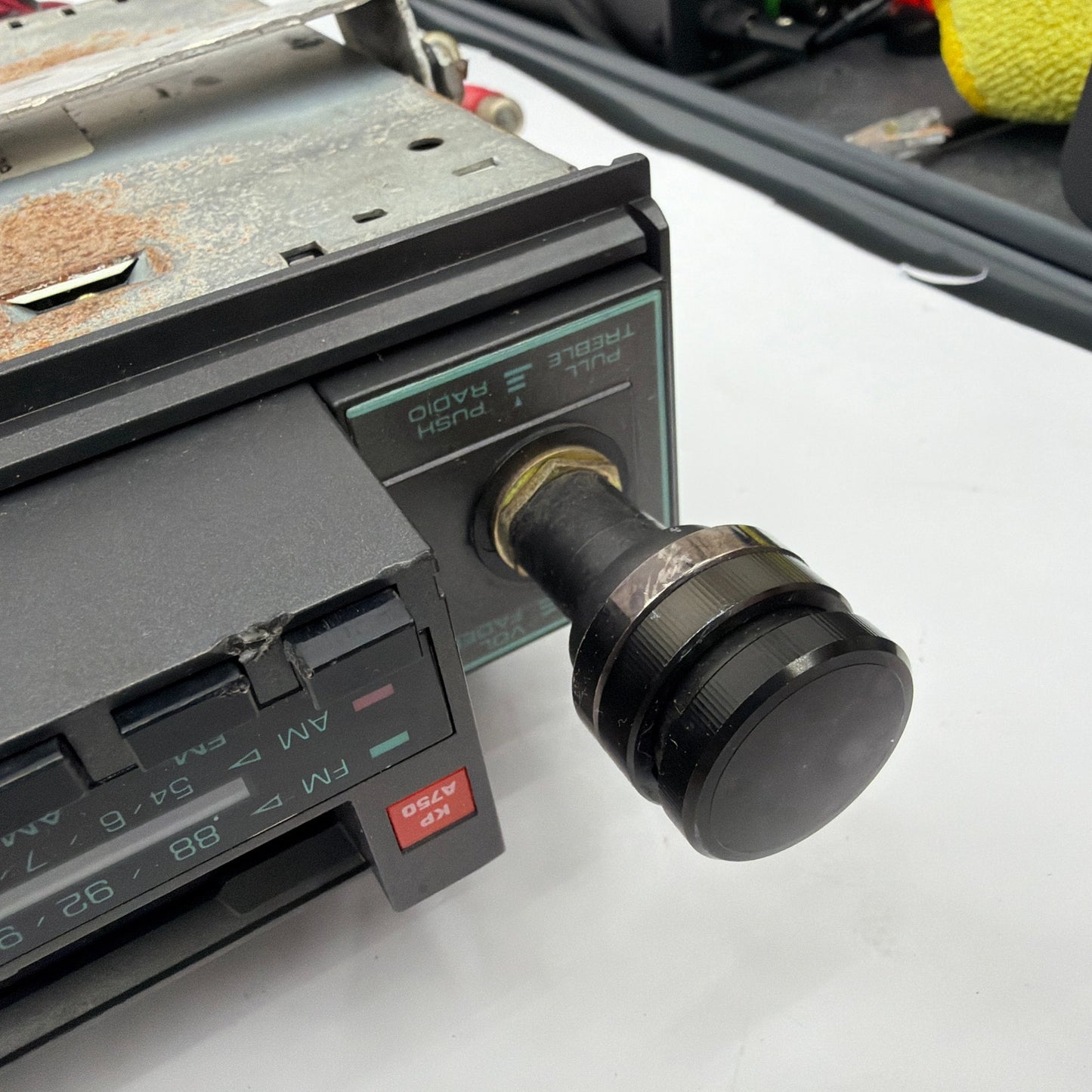 Pioneer KP-A750 Vintage AM/FM Cassette Car Stereo Auto-Reverse Untested