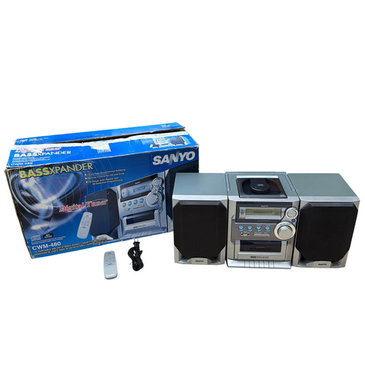 Sanyo CWM-480 BassXpander CD Portable Radio Cassette Recorder w/ Remote & Box