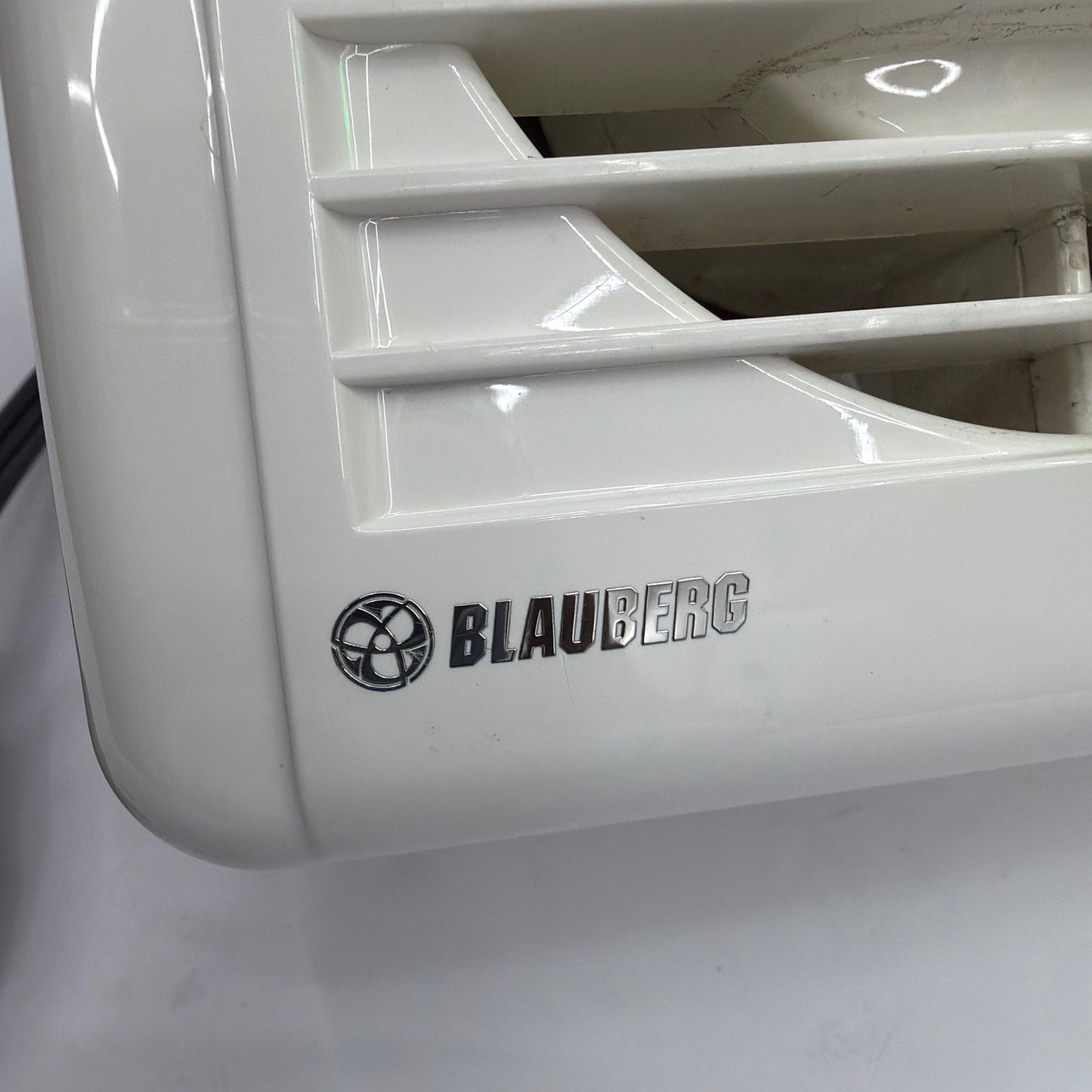 Blauberg Aero 100 100mm 120V Exhaust Vent Fan White