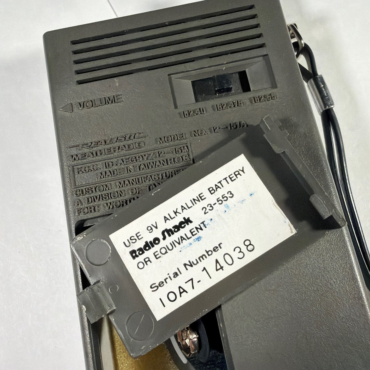 Radio Shack Realistic Weatheradio 12-151A Crystal Controlled Weather Radio 3-Ch.