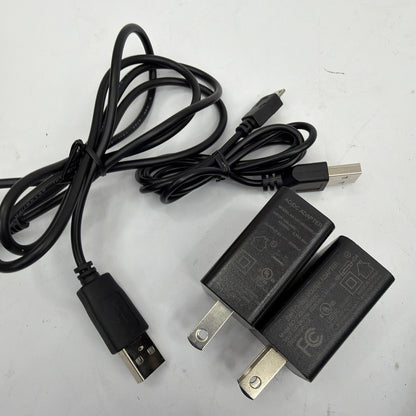 Motorola Talkabout T800 Two-Way Radios Pair w/ Battery Packs & Chargers