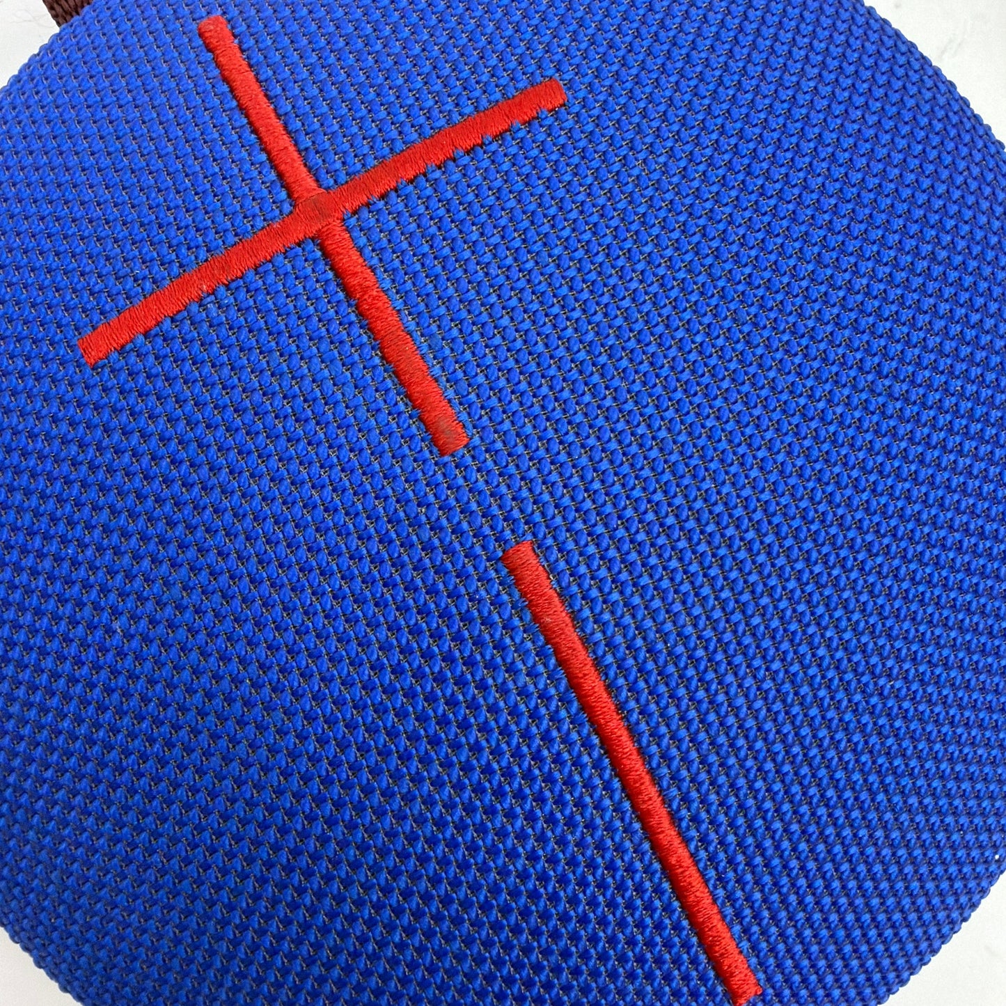 Ultimate Ears UE ROLL 2 Bluetooth Speaker S-00152 Blue/Red w/ Charger & USB Cord