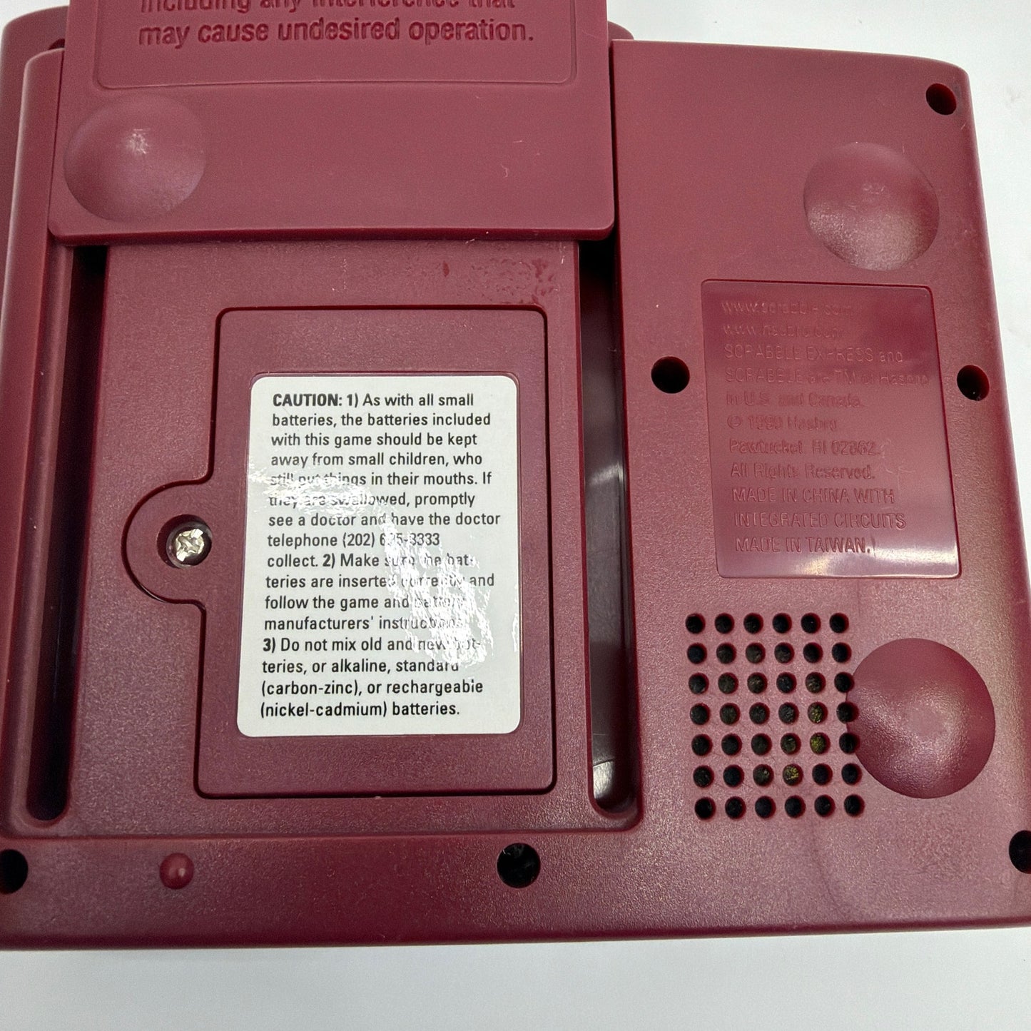 Hasbro Scrabble Express Handheld Electronic Game 1999 Tested Working