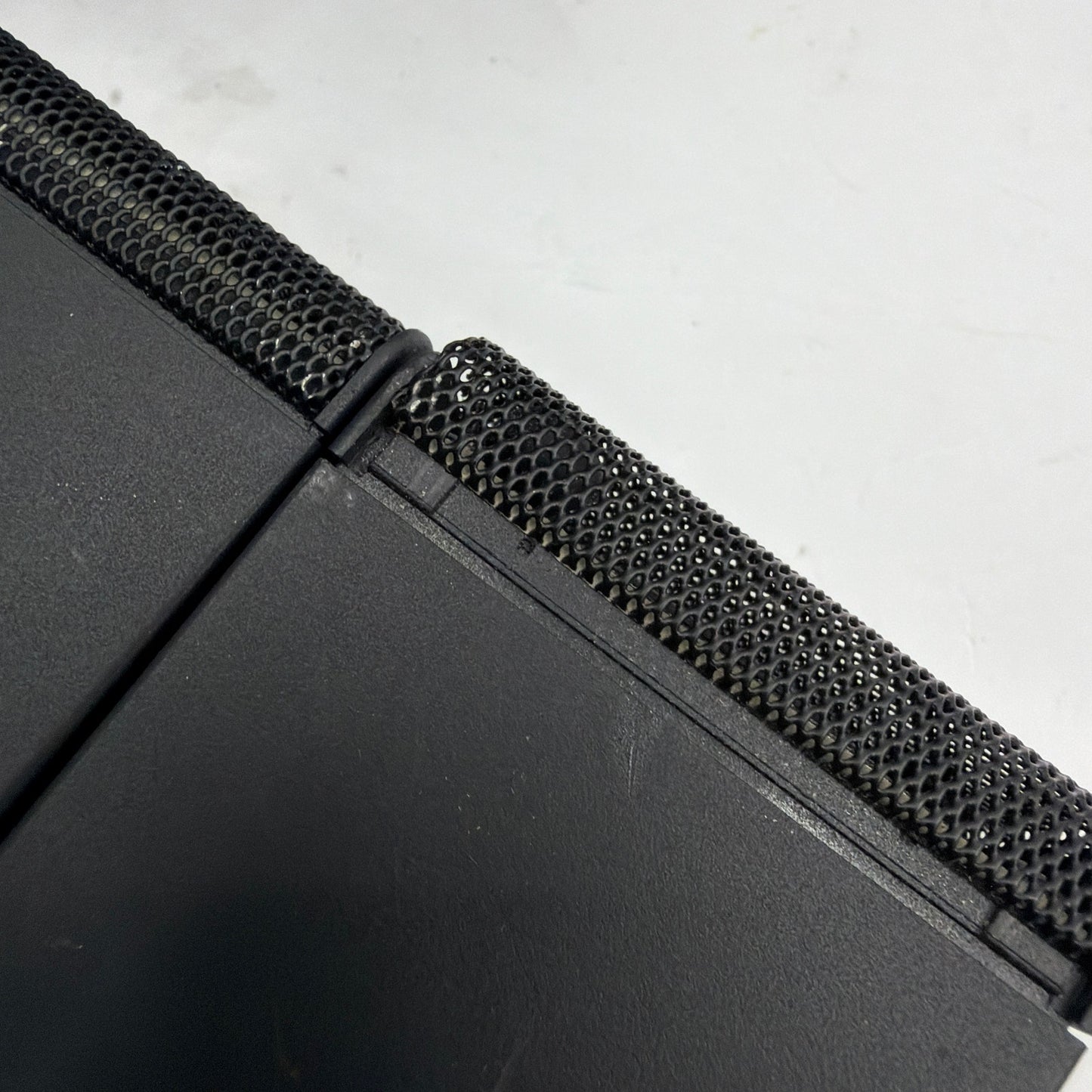 Lot of 4 Bose Cube Satellite Speakers With Wall Mount Brackets Tested Working