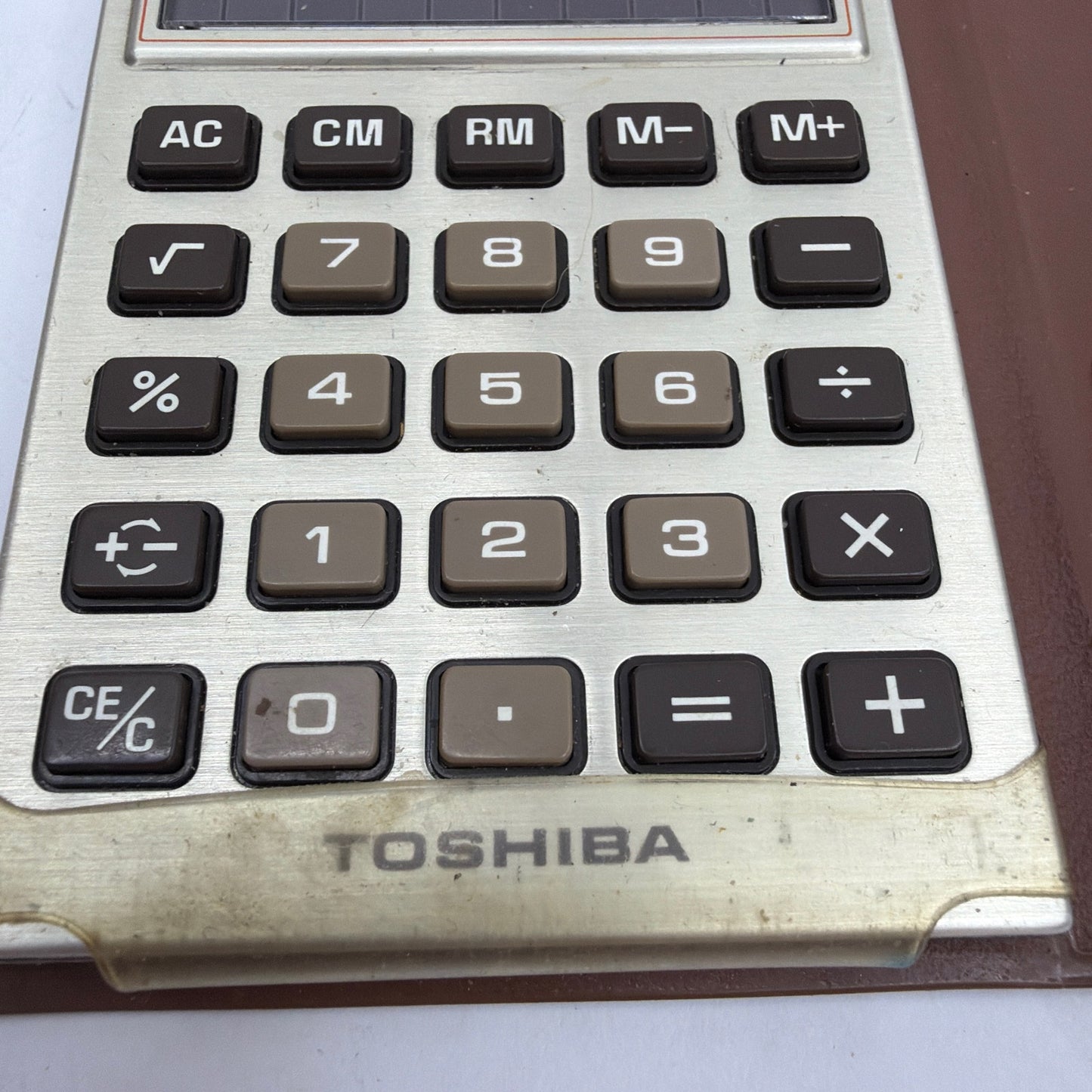 Toshiba LC-847 Solar Liquid Crystal Pocket Calculator With Brown Case Tested