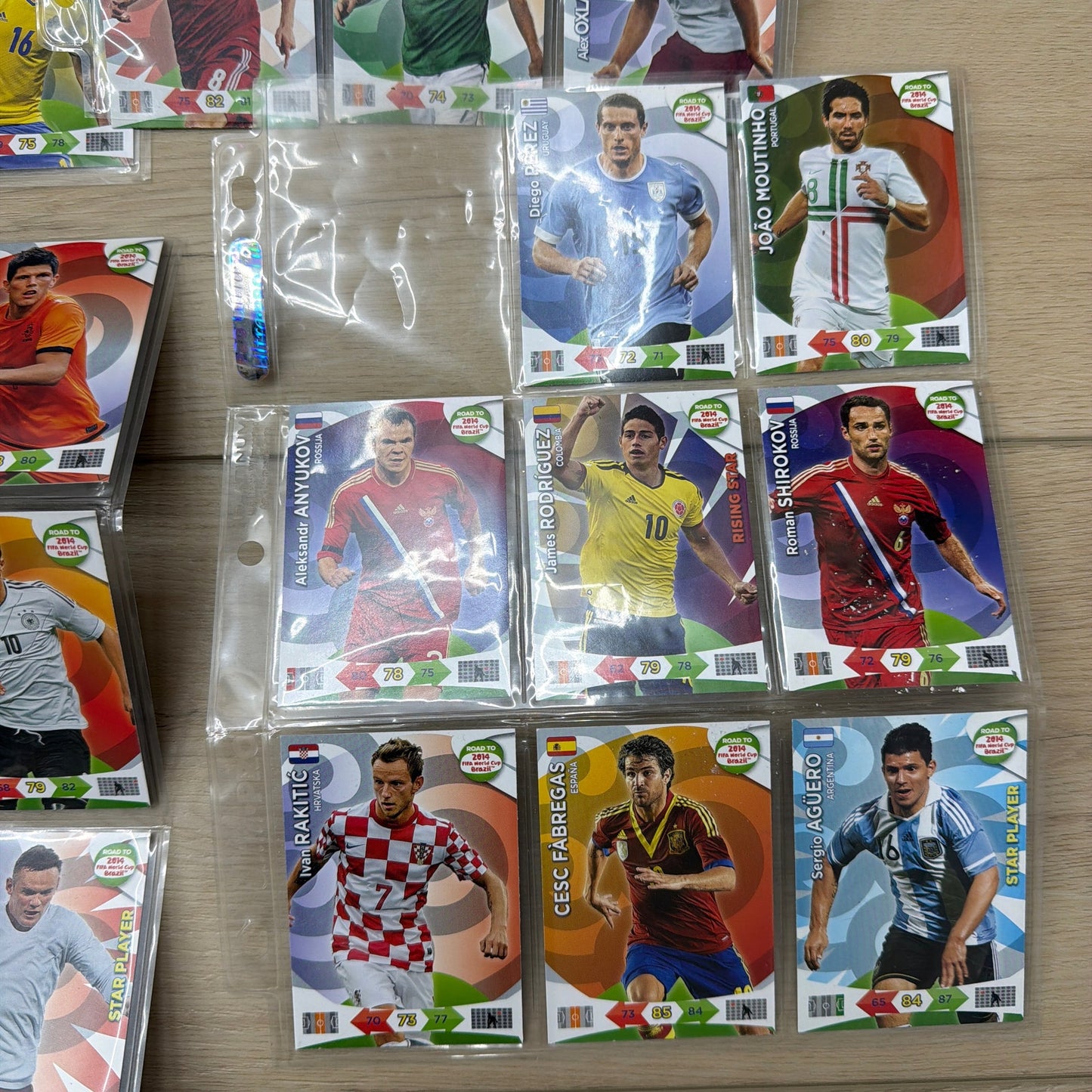 Lot of 60 Soccer Trading Cards Panini Adrenalyn XL Road to 2014 + Donruss Mix