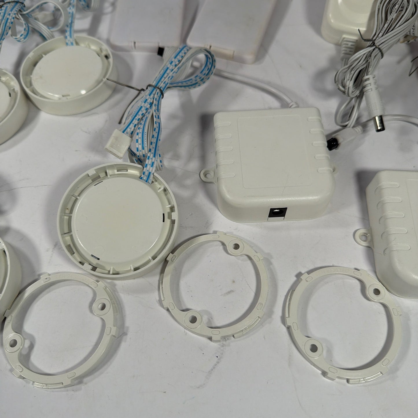 6 RGB LED Puck Lights Under Cabinet Kit w/ 2 Remotes & 2 Power Adapters Tested