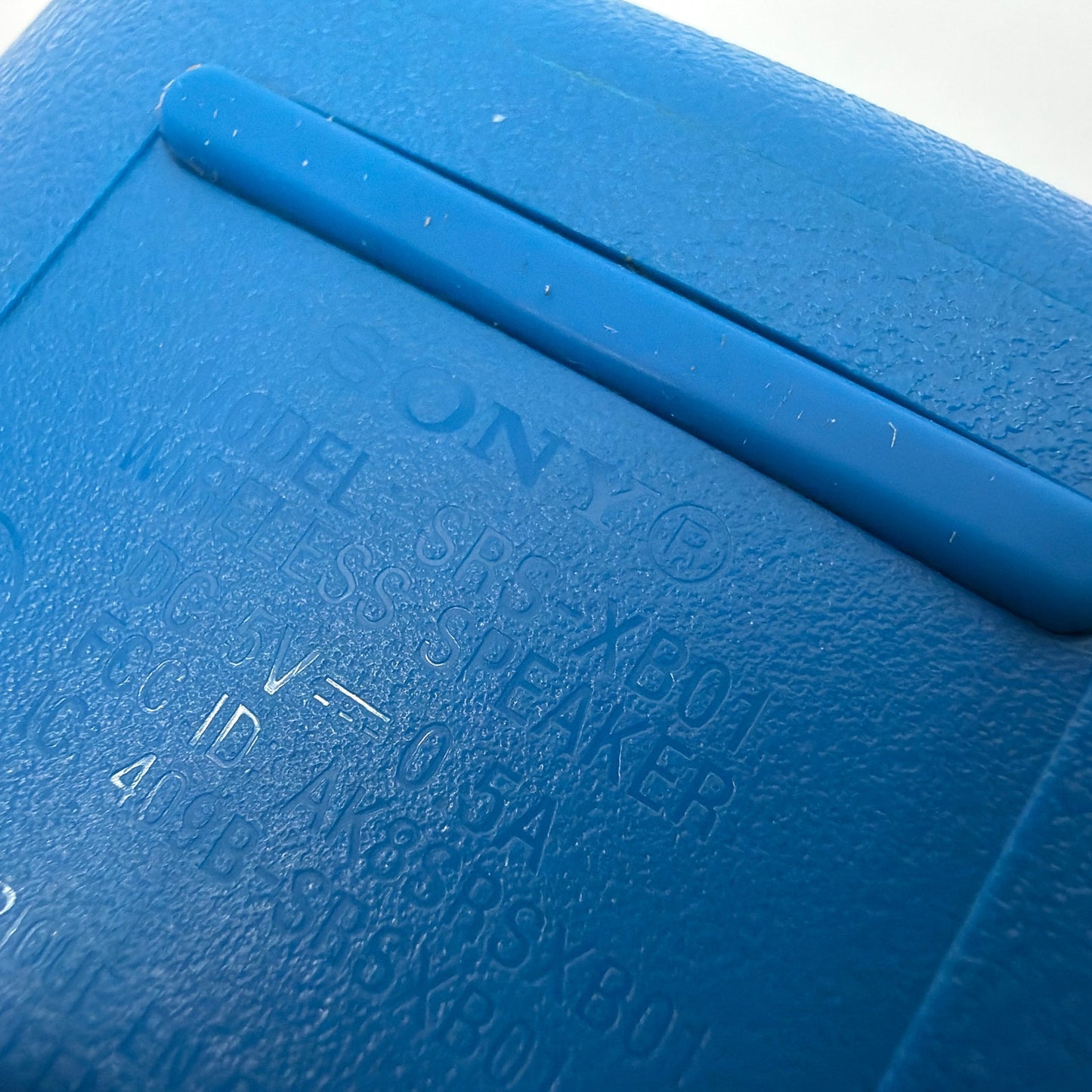 Sony SRS-XB01 Portable Bluetooth Speaker Blue/Green w/ Charger Tested Working