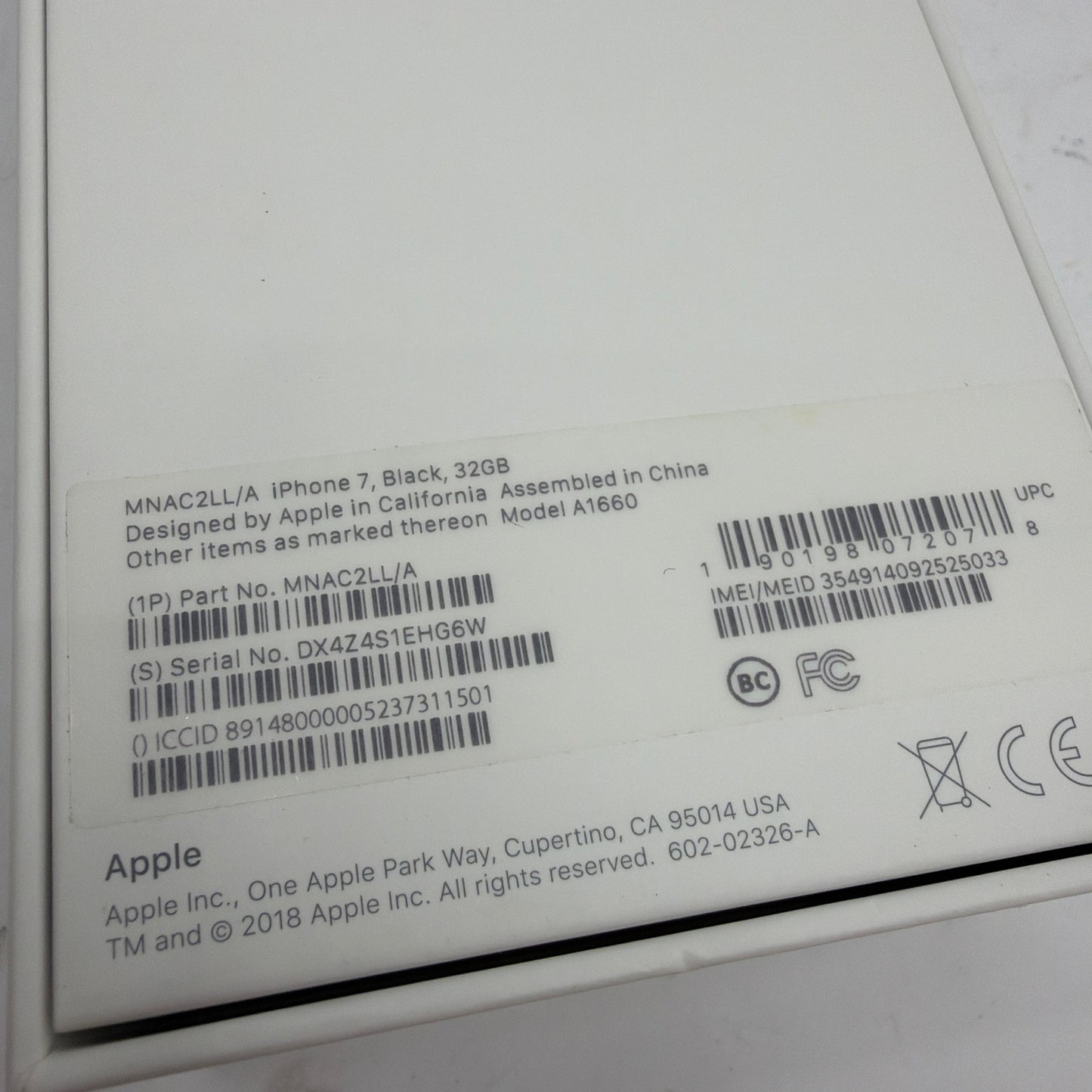 Apple iPhone 7 32GB Retail Box Only Model A1660 MNAC2LL/A