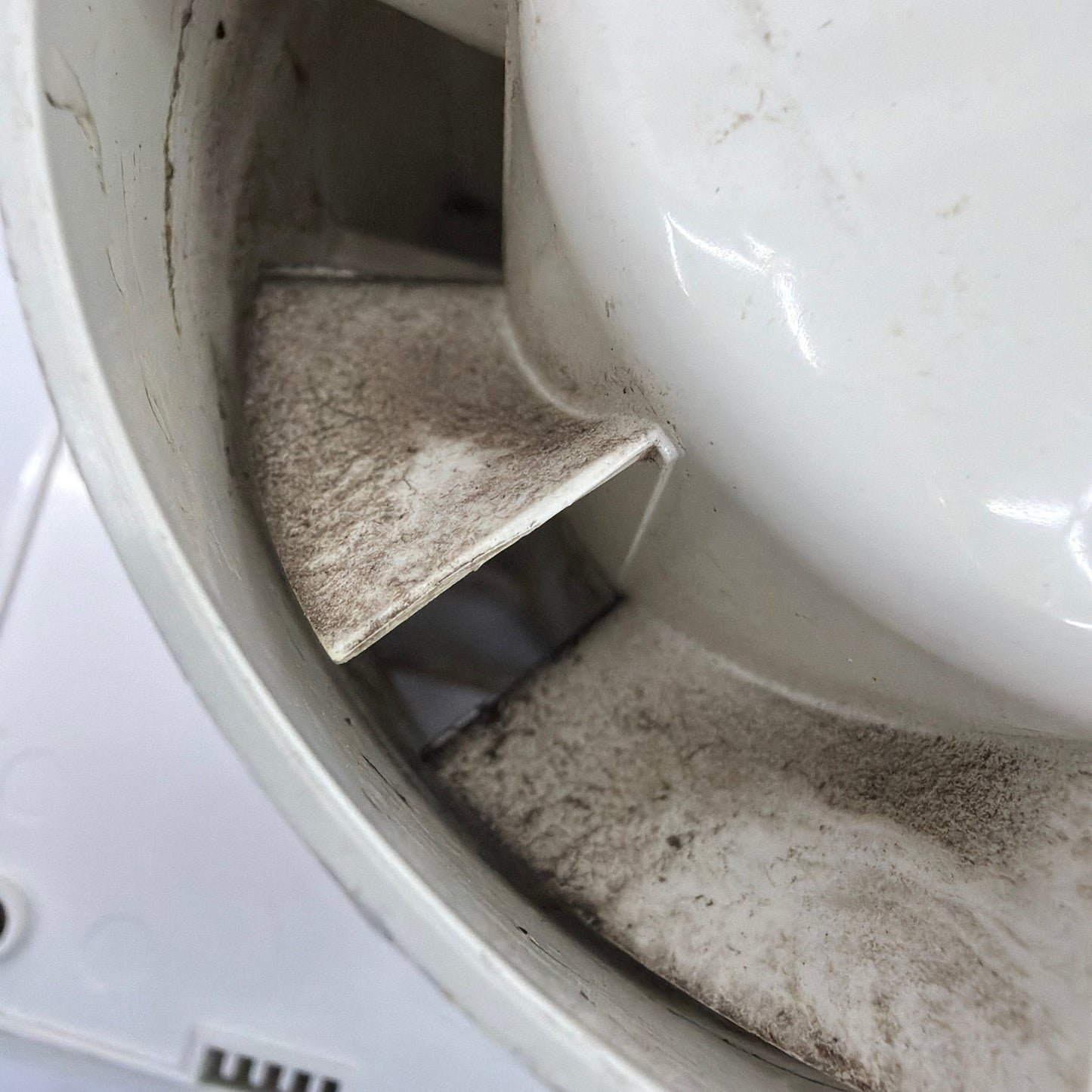 Blauberg Aero 100 100mm 120V Exhaust Vent Fan White