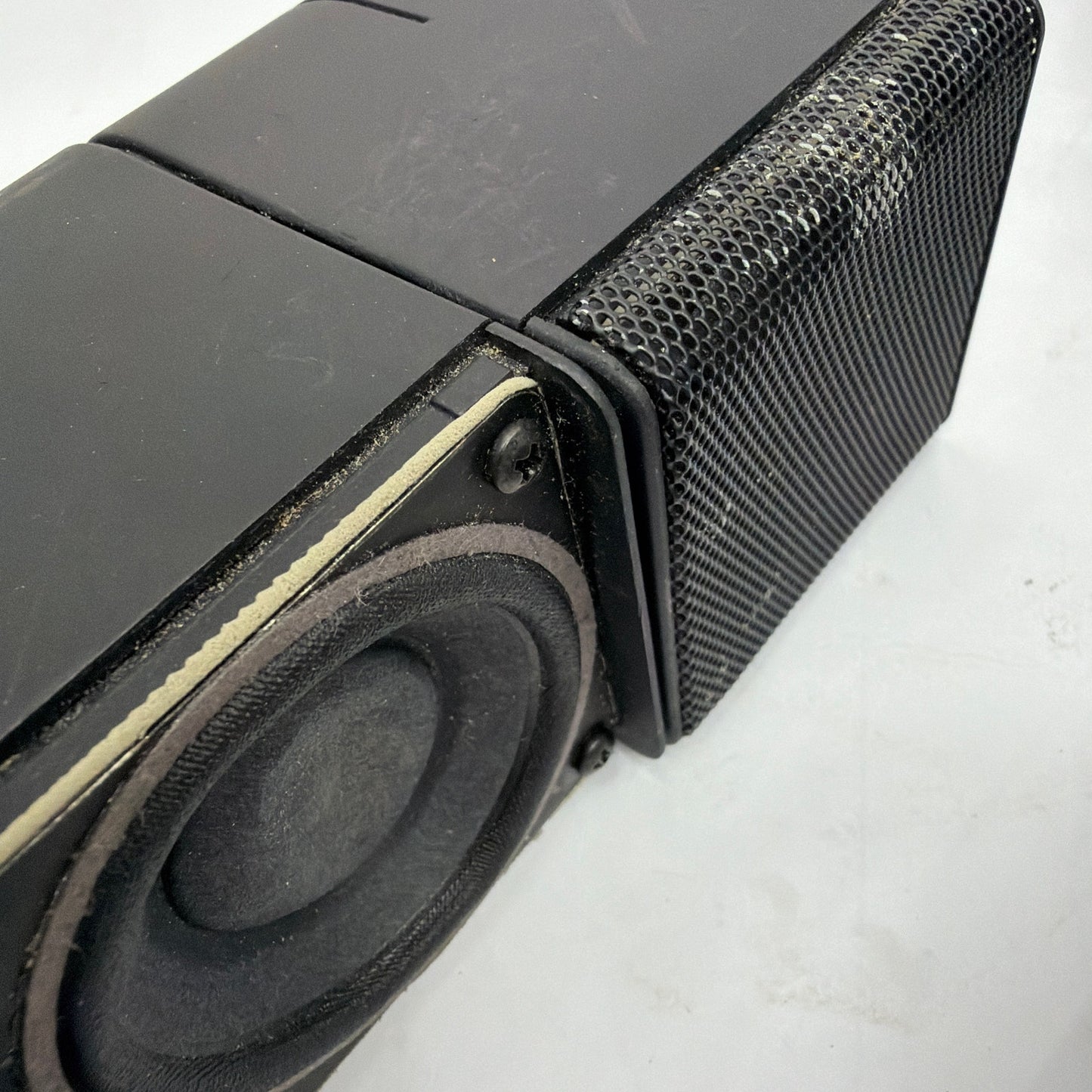 Lot of 4 Bose Cube Satellite Speakers With Wall Mount Brackets Tested Working