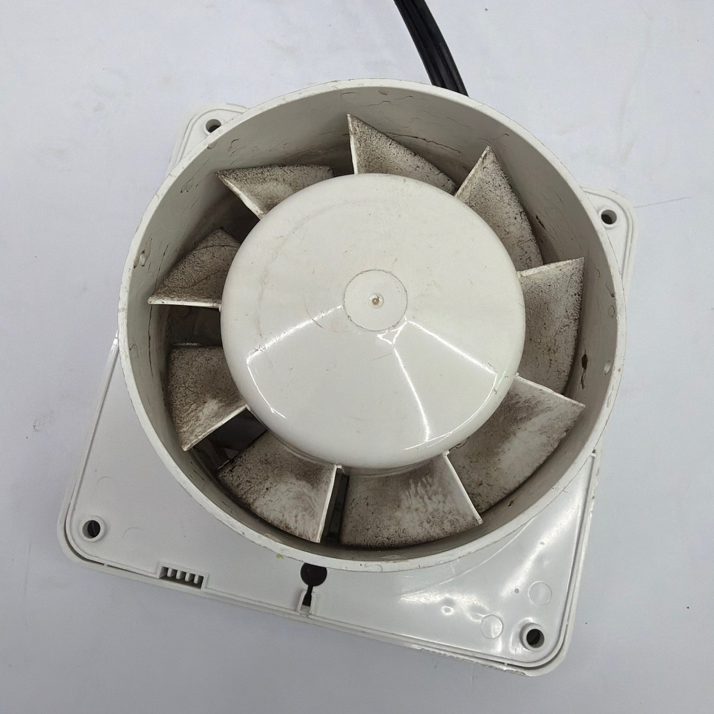 Blauberg Aero 100 100mm 120V Exhaust Vent Fan White