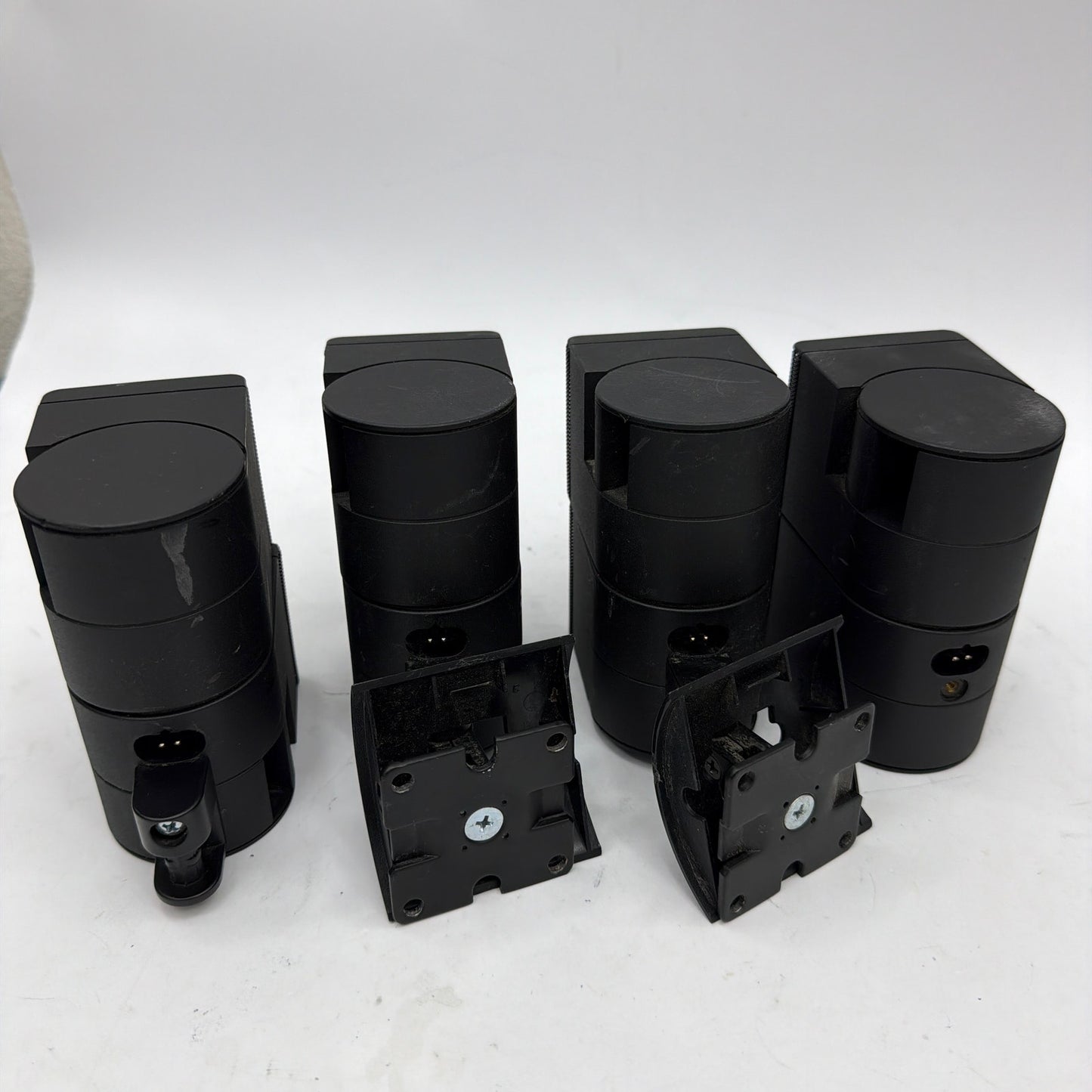 Lot of 4 Bose Cube Satellite Speakers With Wall Mount Brackets Tested Working