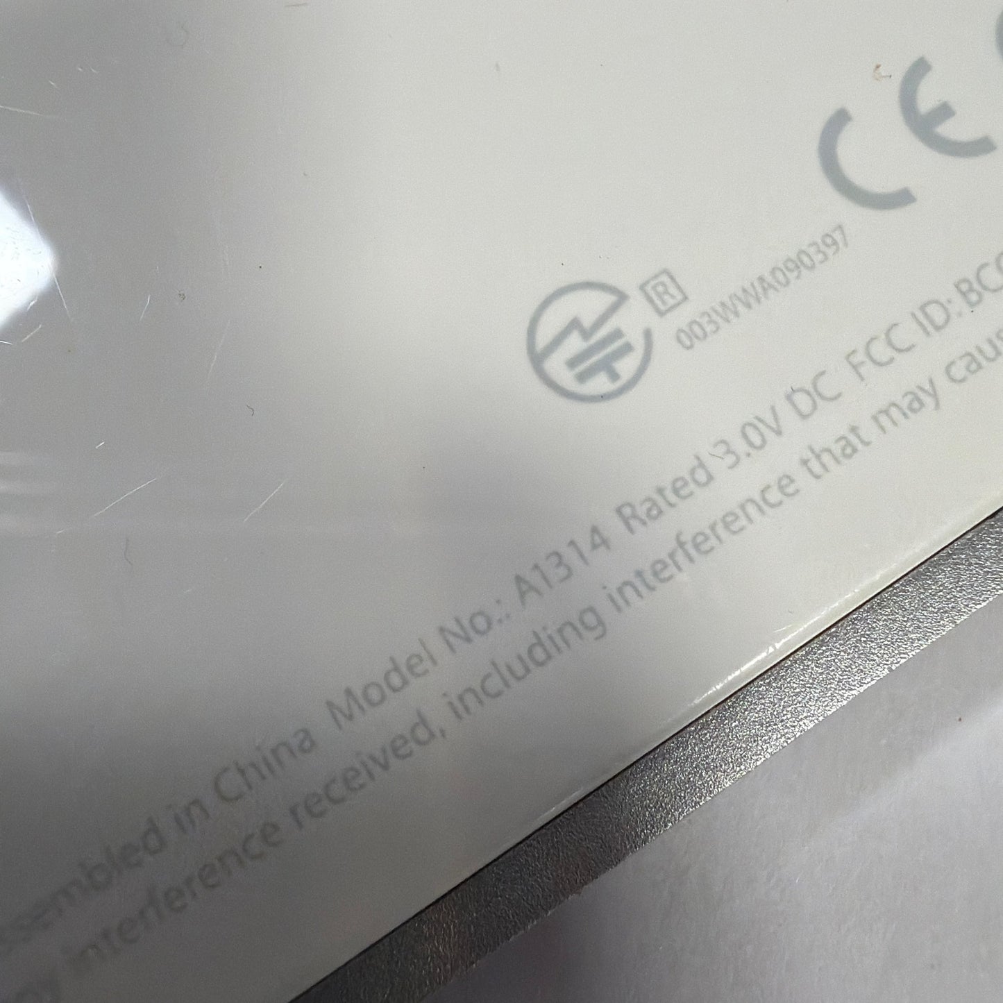 Apple Wireless Bluetooth Keyboard A1314 Silver White