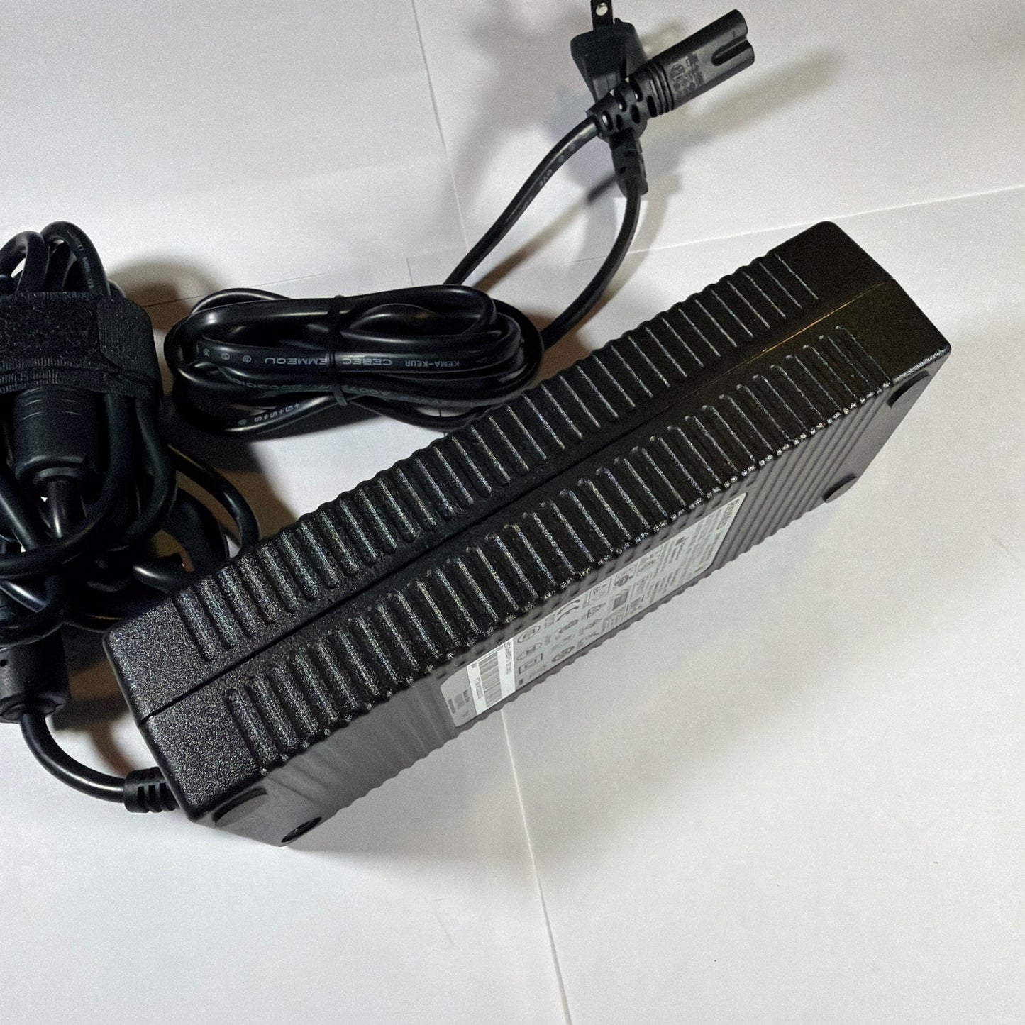 ResMed R360-760 DA-90A24 90W AC Adapter 24V 3.75A Power Supply 3-Pin w Cord