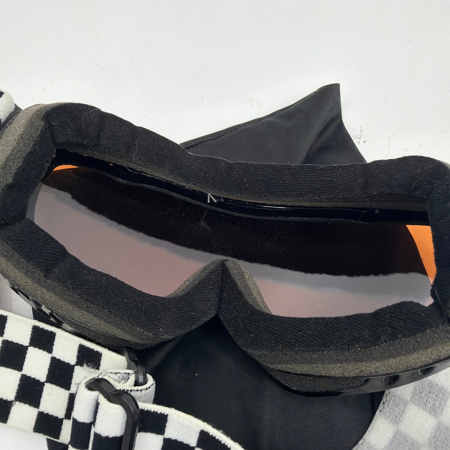 Belsun Youth Ski/Snowboard Goggles Black Frame Checkered Strap w/ Pouch
