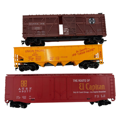 Tyco & Bachmann HO Scale Freight Cars Lot w/ Tyco 24 Trackside Signs & Poles