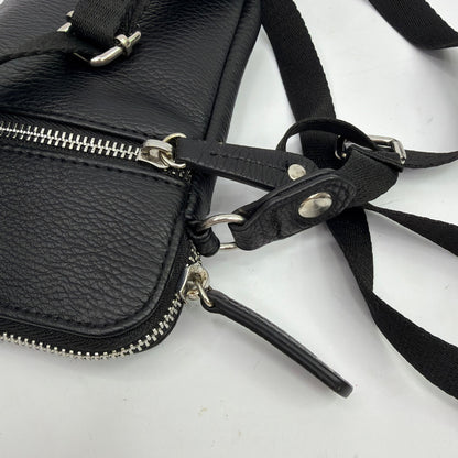 Sondra Roberts Squared Black Leather Crossbody Bag 4.5 x 7.5 x 1